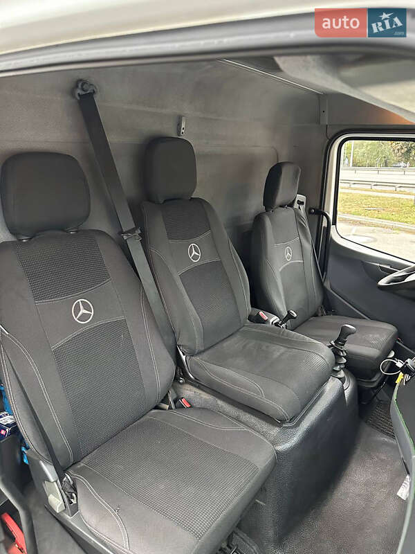 Вантажний фургон Mercedes-Benz Atego 2006 в Києві