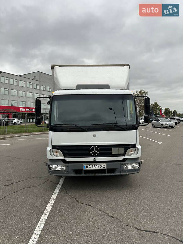 Вантажний фургон Mercedes-Benz Atego 2006 в Києві
