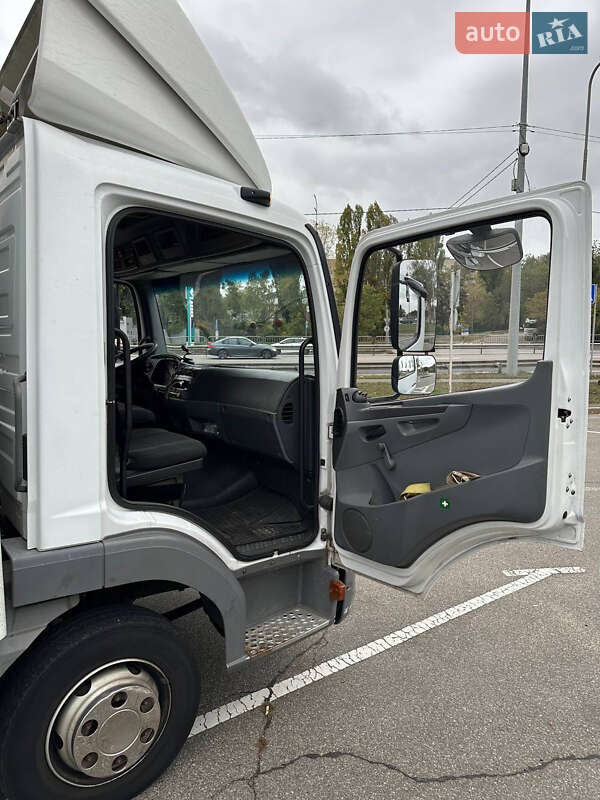 Вантажний фургон Mercedes-Benz Atego 2006 в Києві
