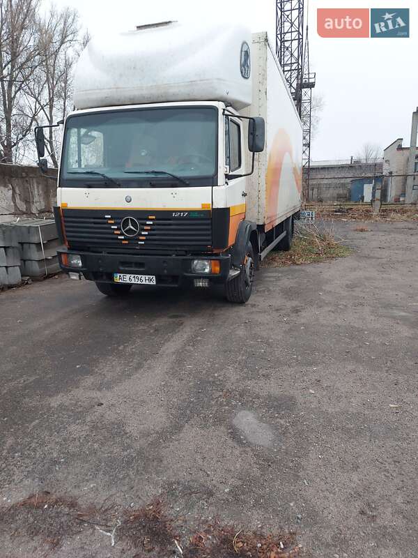 Вантажний фургон Mercedes-Benz Atego 1997 в Дніпрі