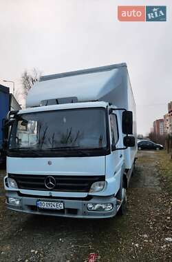 Вантажний фургон Mercedes-Benz Atego 2010 в 