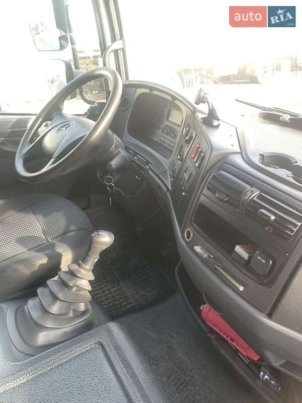 Грузовой фургон Mercedes-Benz Atego 2010 в Львове