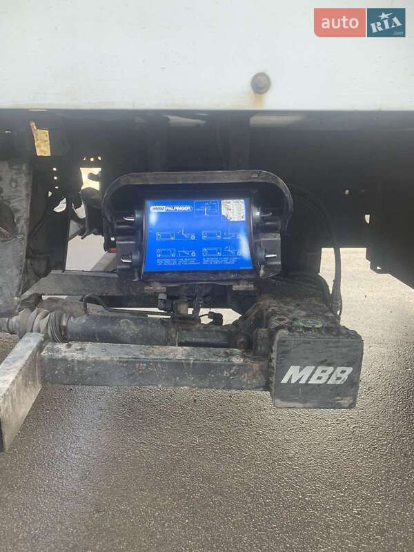 Грузовой фургон Mercedes-Benz Atego 2010 в Львове