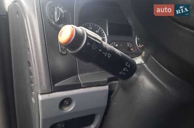 Вантажний фургон Mercedes-Benz Atego 2012 в 