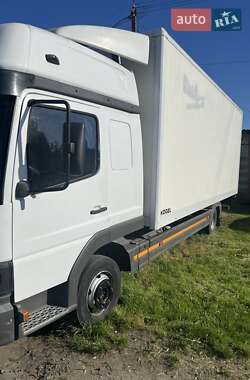 Грузовой фургон Mercedes-Benz Atego 2003 в 