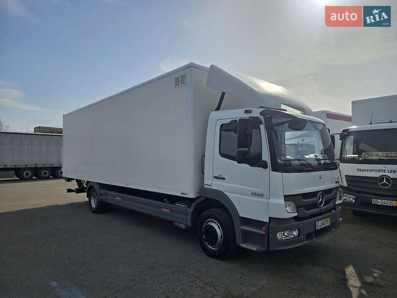Грузовой фургон Mercedes-Benz Atego 2013 в 