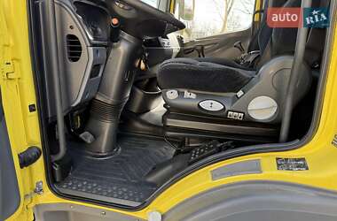 Грузовой фургон Mercedes-Benz Atego 2011 в 