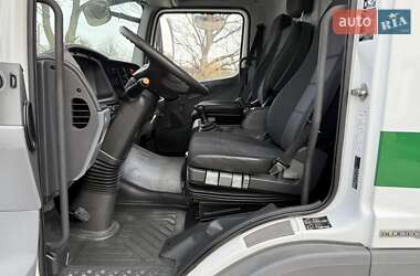 Грузовой фургон Mercedes-Benz Atego 2013 в 