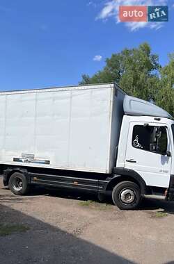 Грузовой фургон Mercedes-Benz Atego 2001 в 