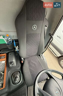 Тентований Mercedes-Benz Atego 2011 в 