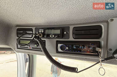 Тентований Mercedes-Benz Atego 2011 в 