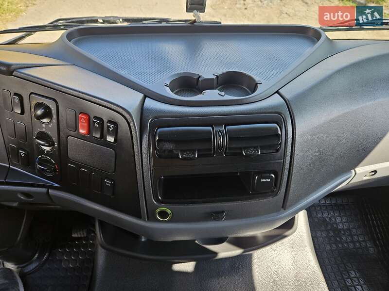 Грузовой фургон Mercedes-Benz Atego 2013 в Ровно