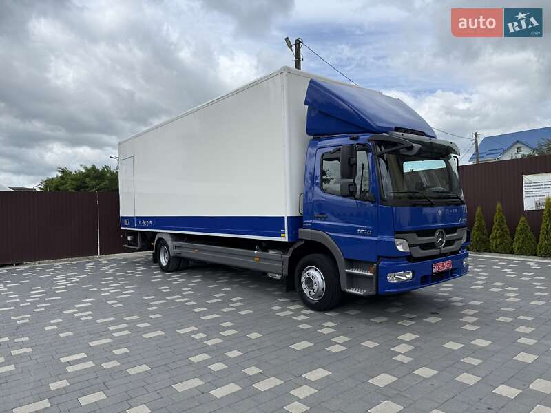 Mercedes-Benz Atego 2012