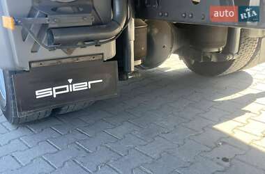 Вантажний фургон Mercedes-Benz Atego 2013 в 