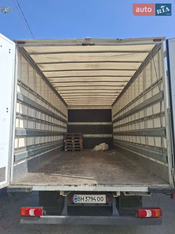 Вантажний фургон Mercedes-Benz Atego 2015 в Одесі