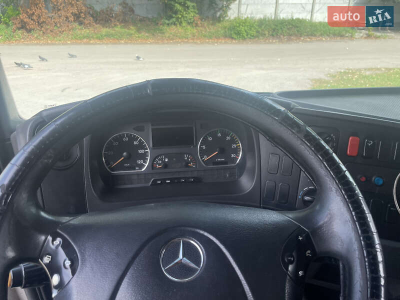 Грузовой фургон Mercedes-Benz Atego 2011 в Чернигове