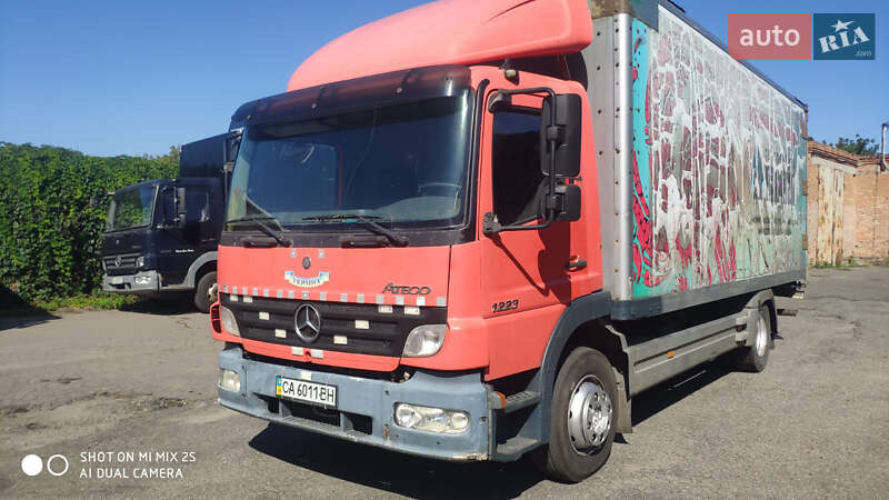 Mercedes-Benz Atego 2005