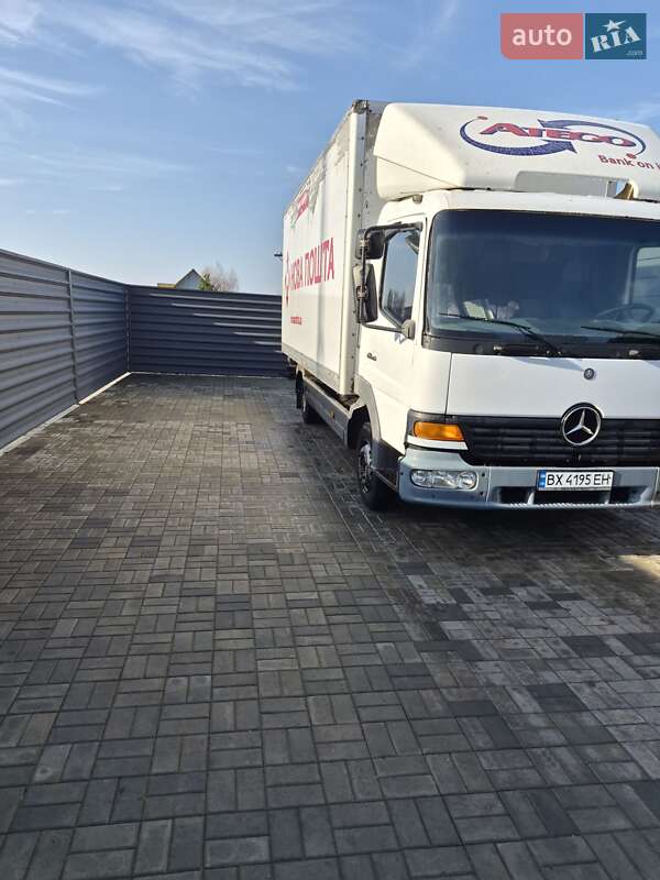 Вантажний фургон Mercedes-Benz Atego 2002 в Вільногірську