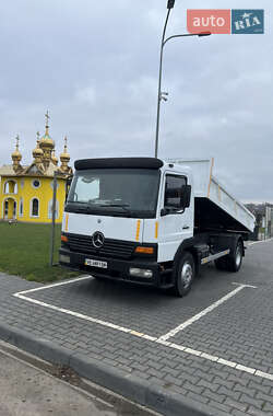 Самосвал Mercedes-Benz Atego 1999 в Черновцах