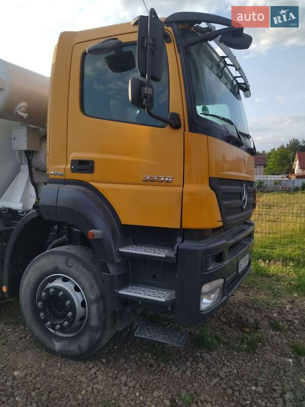 Бетономешалка (Миксер) Mercedes-Benz Axor 2010 в Ужгороде
