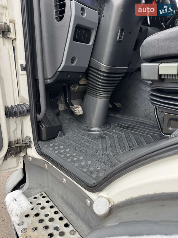 Рефрижератор Mercedes-Benz Axor 2010 в Львове