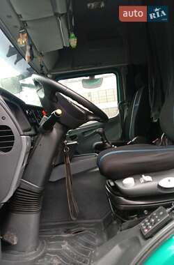 Тягач Mercedes-Benz Axor 2010 в 
