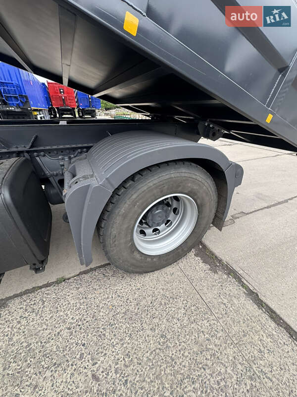 Самоскид Mercedes-Benz Axor 2007 в Вінниці