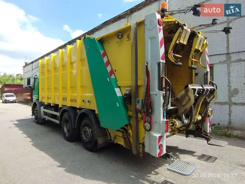 Сміттєвоз Mercedes-Benz Axor 2008 в Києві