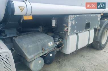 Бензовоз Mercedes-Benz Axor 2006 в 