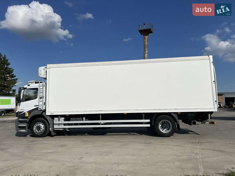 Рефрижератор Mercedes-Benz Axor 2012 в Луцке