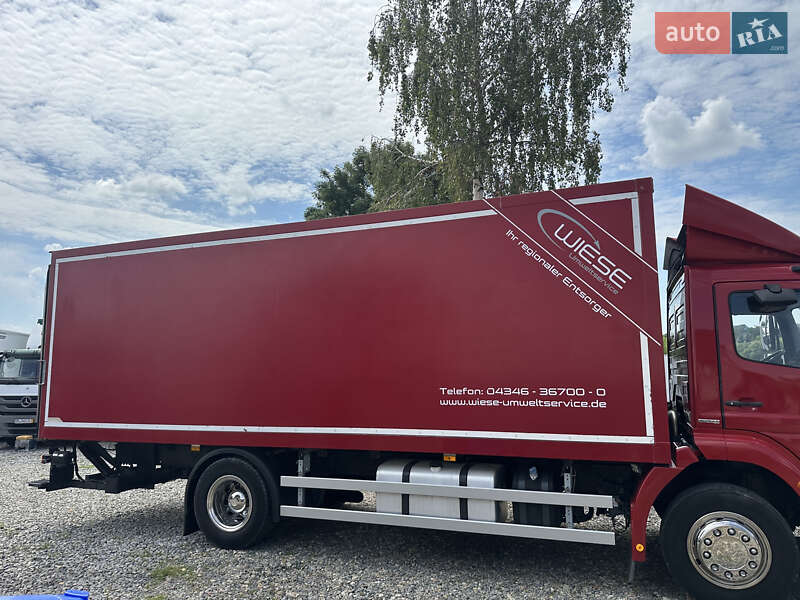 Грузовой фургон Mercedes-Benz Axor 2012 в Бучаче
