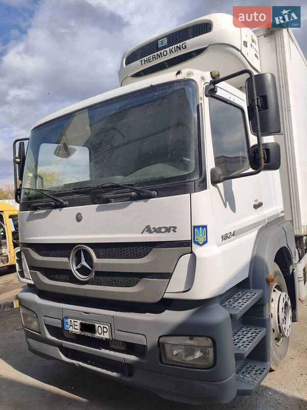 Рефрижератор Mercedes-Benz Axor 2013 в Дніпрі
