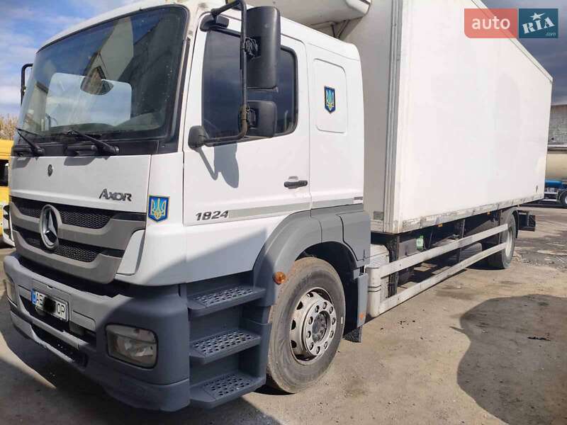 Рефрижератор Mercedes-Benz Axor 2013 в Дніпрі