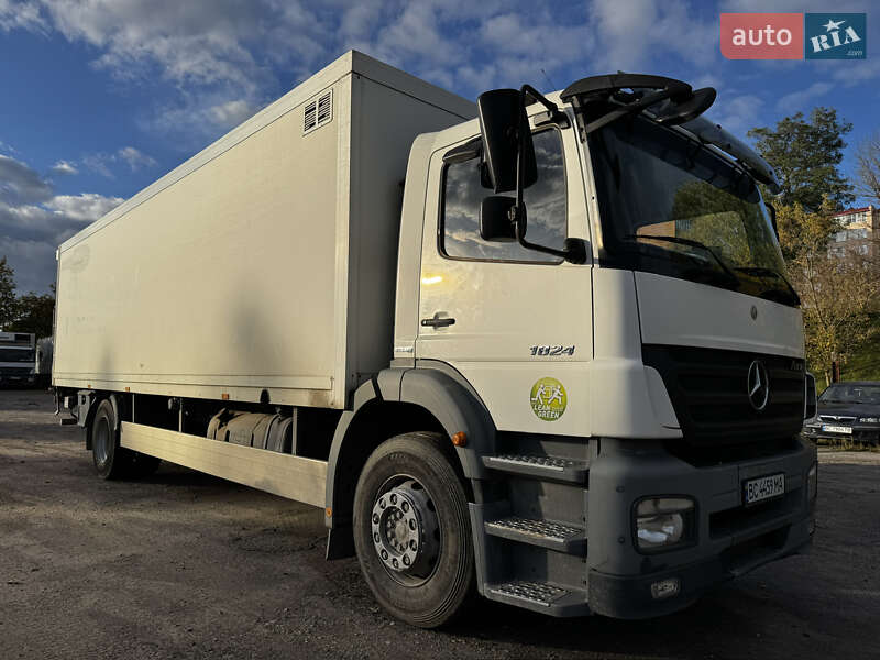 Mercedes-Benz Axor 2009 Mercedes-Benz Axor 2009