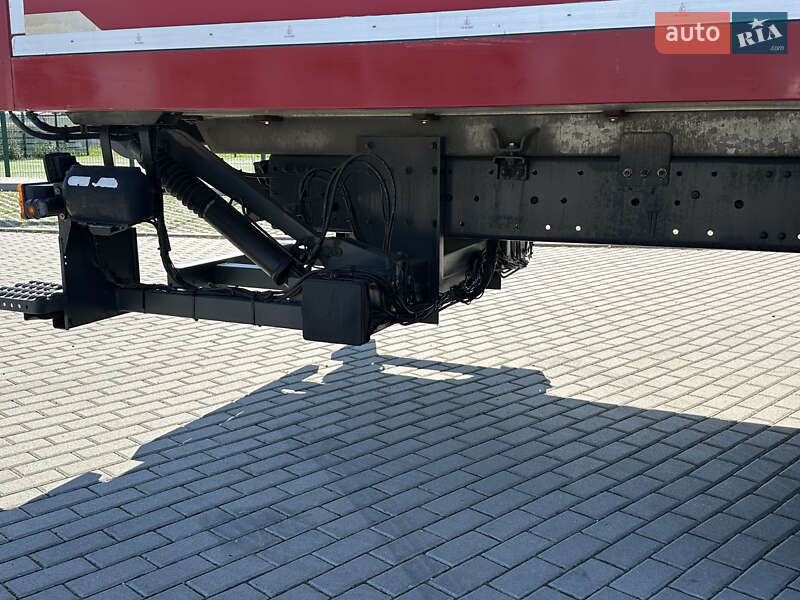 Вантажний фургон Mercedes-Benz Axor 2012 в Бучачі