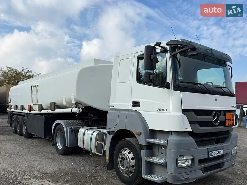 Mercedes-Benz Axor 2012