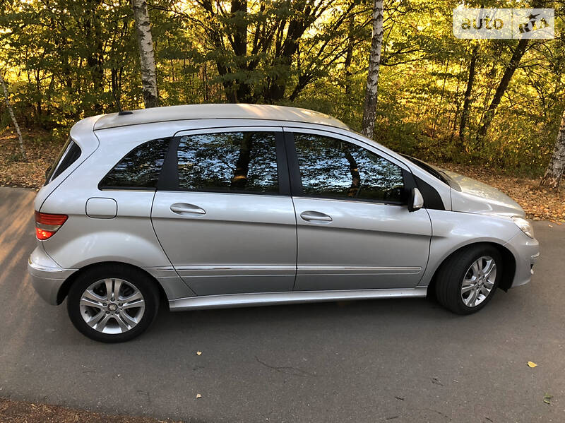 Хетчбек Mercedes-Benz B-Class 2010 в Лубнах фото 8 Хетчбек Mercedes-Benz B-Class 2010 в Лубнах