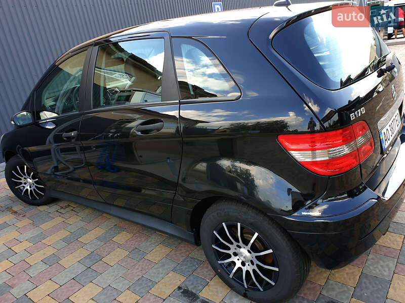 Мінівен Mercedes-Benz B-Class 2006 в Ужгороді