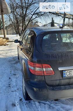 Седан Mercedes-Benz B-Class 2010 в Черновцах