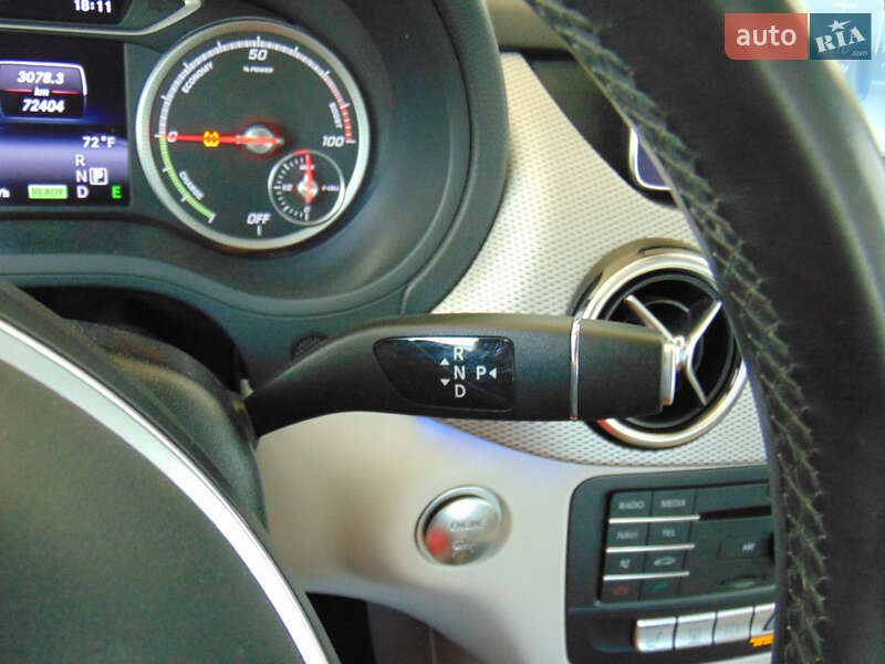 Хэтчбек Mercedes-Benz B-Class 2014 в Новояворовске