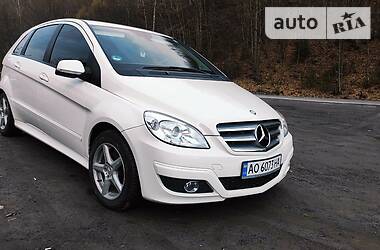 Хэтчбек Mercedes-Benz B-Class 2010 в Воловце