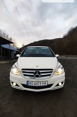 Хэтчбек Mercedes-Benz B-Class 2010 в Воловце