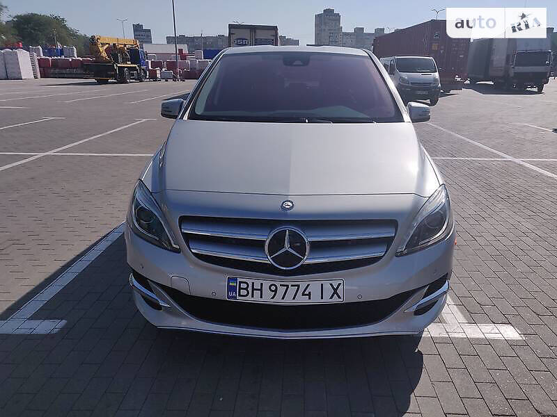 Хэтчбек Mercedes-Benz B-Class 2015 в Одессе