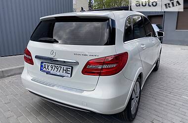 Хэтчбек Mercedes-Benz B-Class 2014 в Харькове