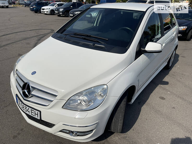 Хэтчбек Mercedes-Benz B-Class 2009 в Киеве