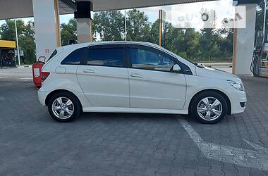 Хэтчбек Mercedes-Benz B-Class 2010 в Днепре