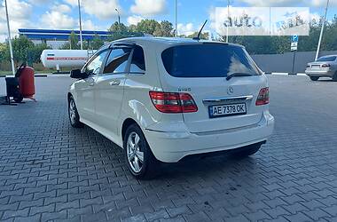 Хэтчбек Mercedes-Benz B-Class 2010 в Днепре