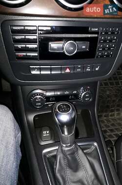 Минивэн Mercedes-Benz B-Class 2013 в 