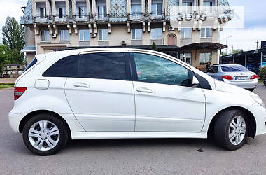 Хэтчбек Mercedes-Benz B-Class 2010 в Киеве