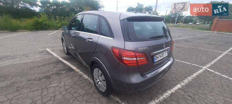 Хетчбек Mercedes-Benz B-Class 2016 в Одесі
